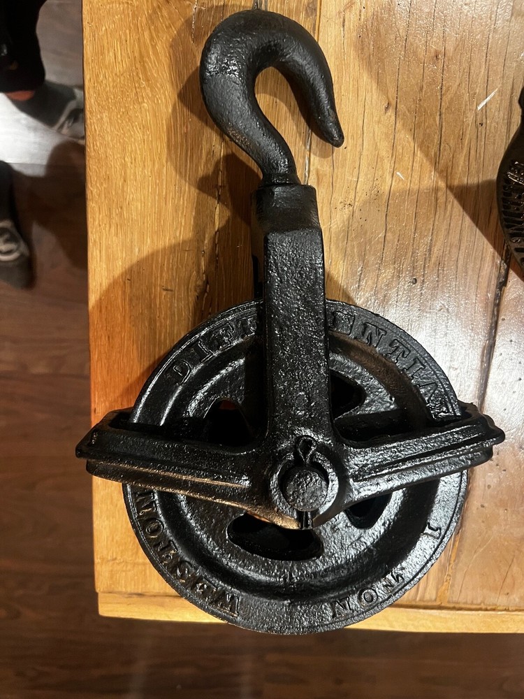 Vintage Peerless 1/2 Ton Pulley System