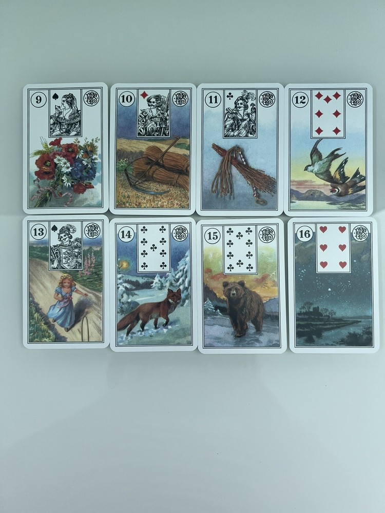Mlle Lenormand No. 1194115