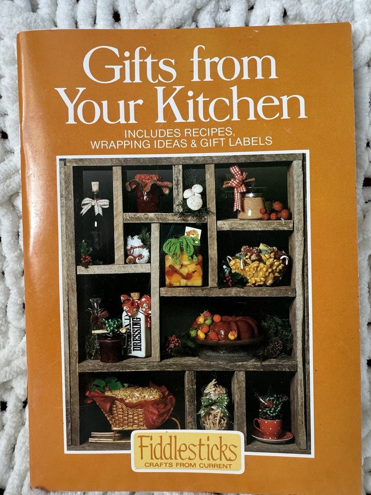 Vtg Craft 5 Booklets By Fiddlesticks-Patchwork Patterns,Craft From Your Kitchen