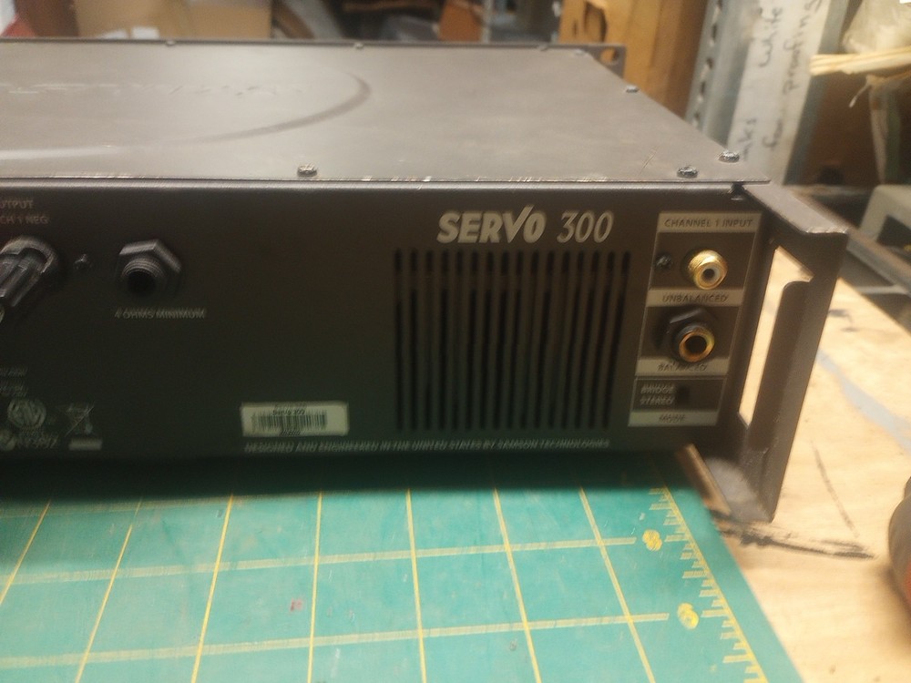 Sampson Servo 300 Audio Amplifier Powers Up