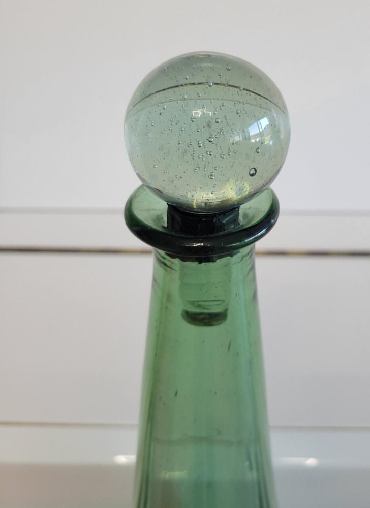 LIGHT GREEN EMPOLI ITALY DECORATIVE VASE SOLID DESIGN SOLID STOPPER 17.5 INCHES