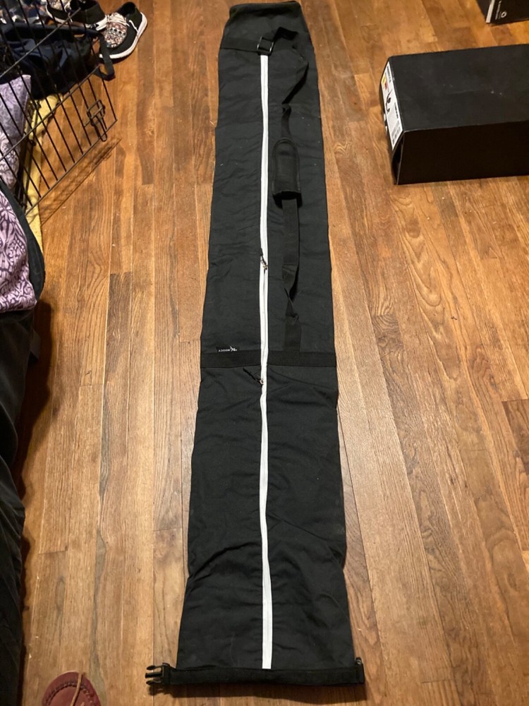 Rolling ski bag
