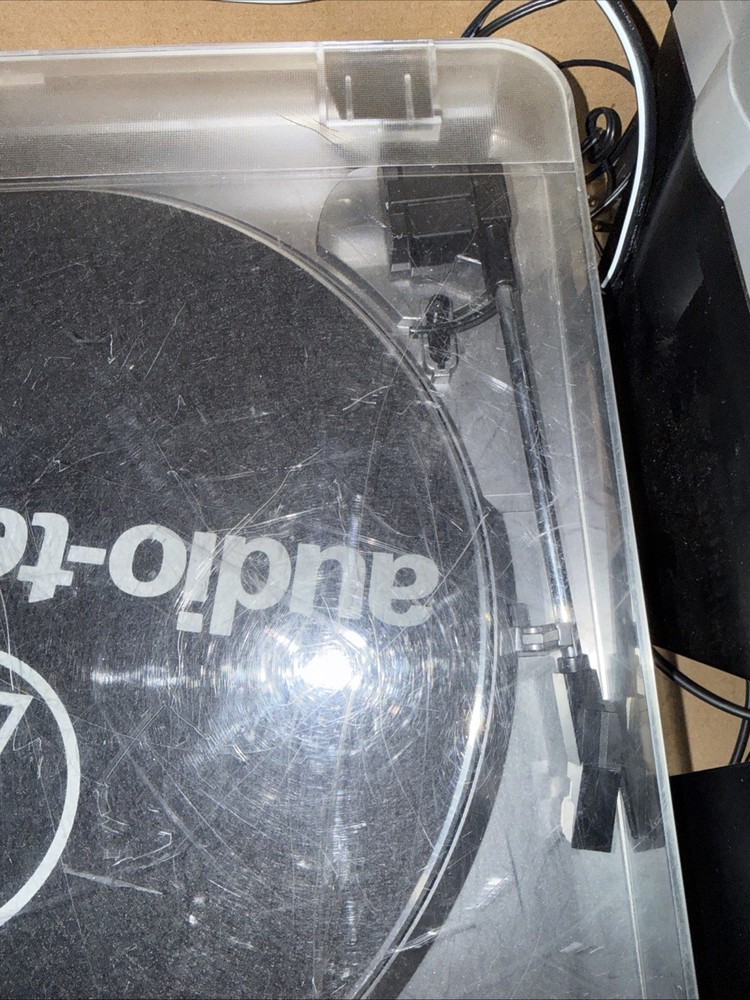 Audio-Technica Fully Automatic Bluetooth Wireless Belt-Drive With Bose Speakers