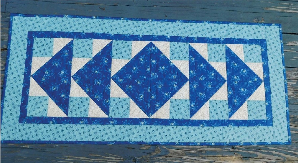 It's Sew Easy Table Runner Pattern Project Sheet Cut Loose Press Quilt Pattern