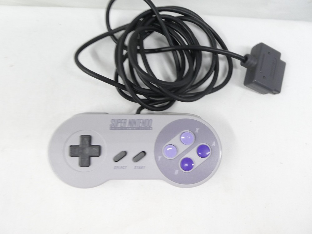 Nintendo SNSP-005 SNES Original Controller - Gray
