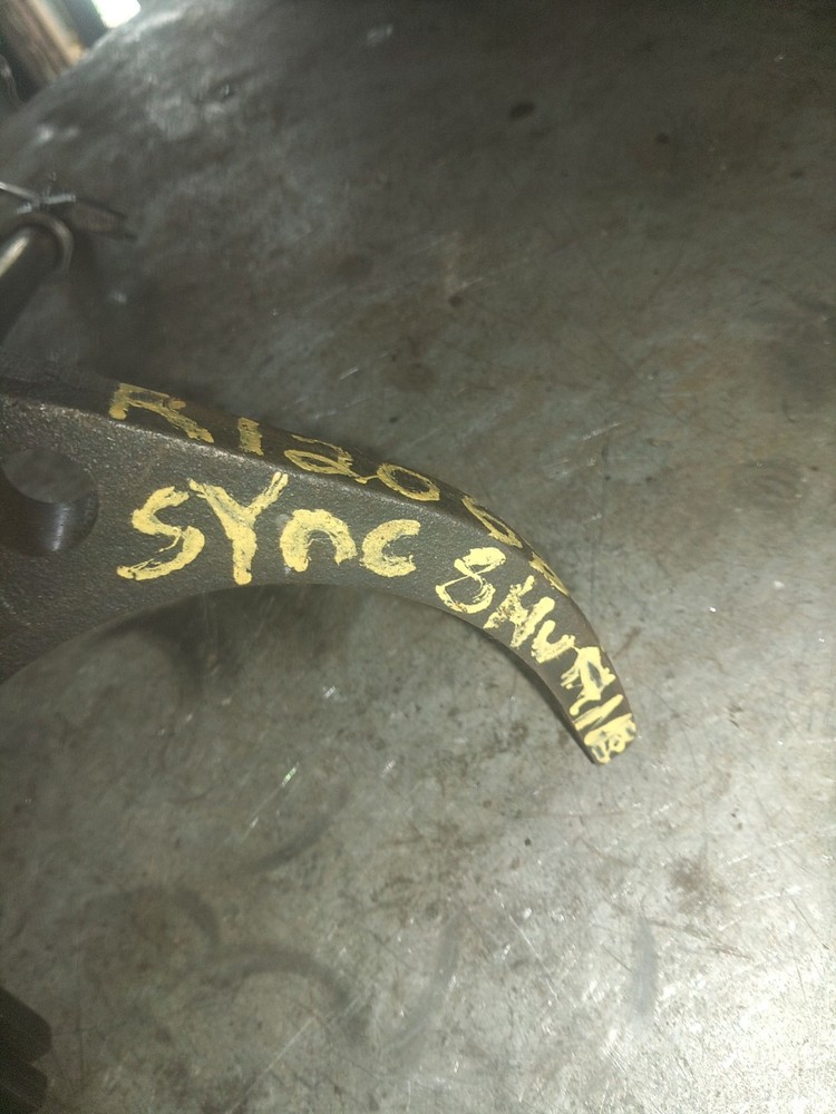 John Deere 5310 Fork gear Shift. (R120629)