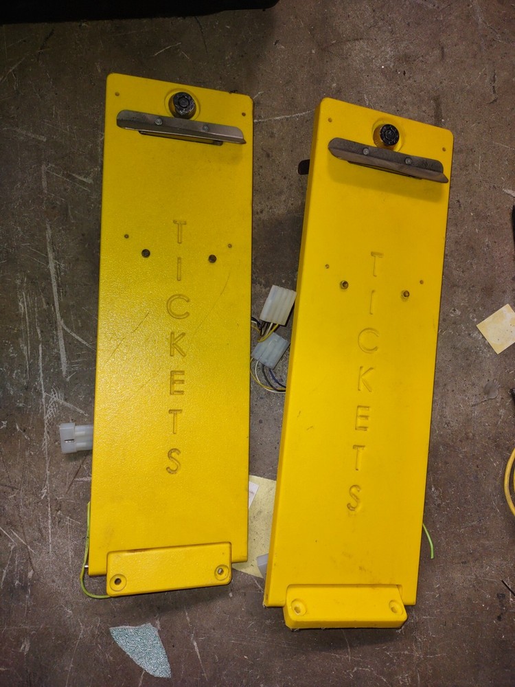 benchmark arcade redemption ticket mech doors #823