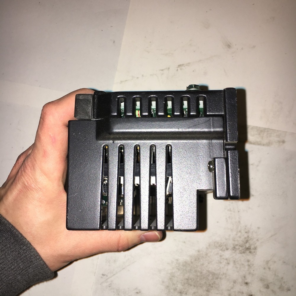 GE FANUC IC660EBD024W ELECTRIC MODULE