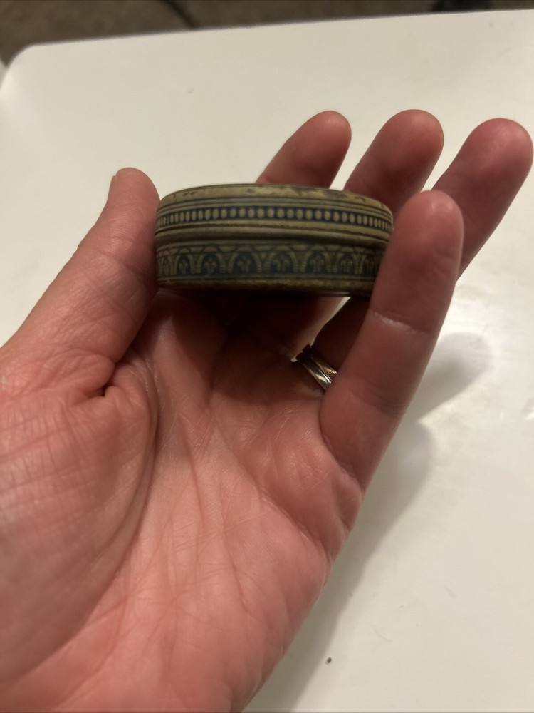 Doan’s Ointment Tin 1920s