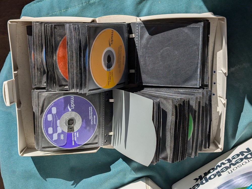 HUGE LOT of Vintage MSDN Microsoft Developer Network Software CDs 1996-2006