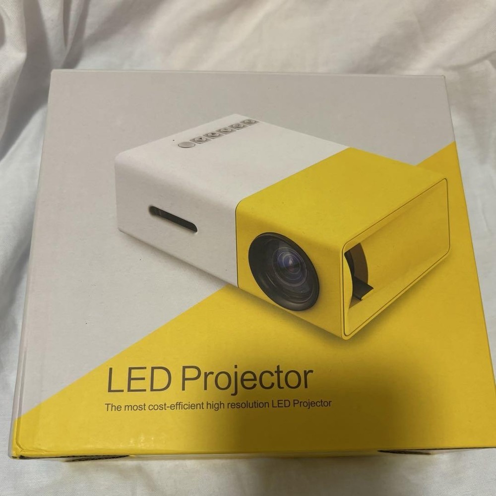 LED Projector YG-300 Mini Portable Projector