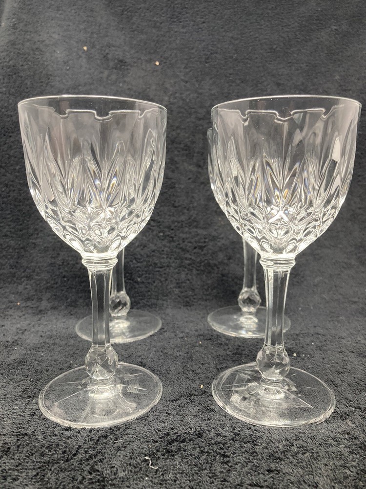 Wine Glass by CRISTAL D'ARQUES-DURAND