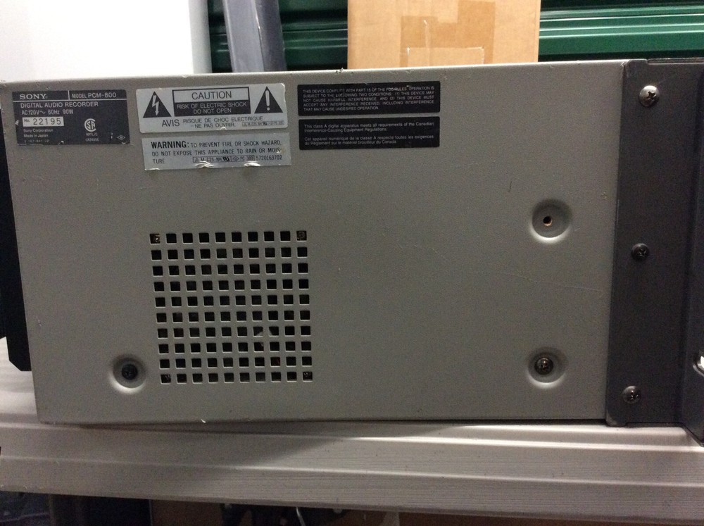 SONY PCM-800 Digital Audio Recorder