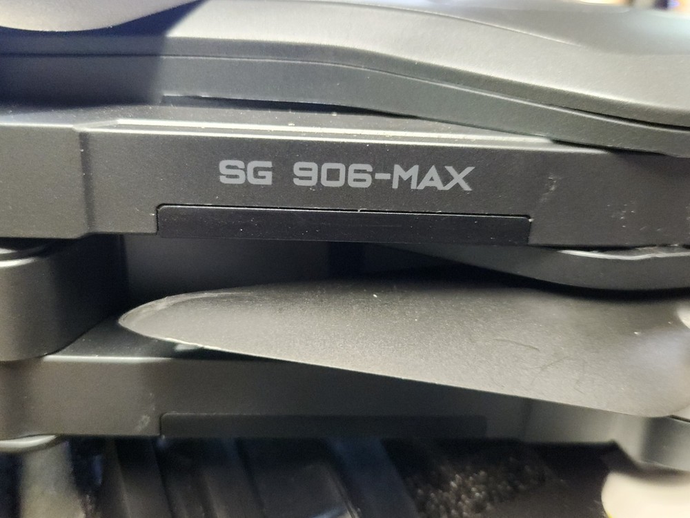 Beast SG906 MAX Drone Never Used