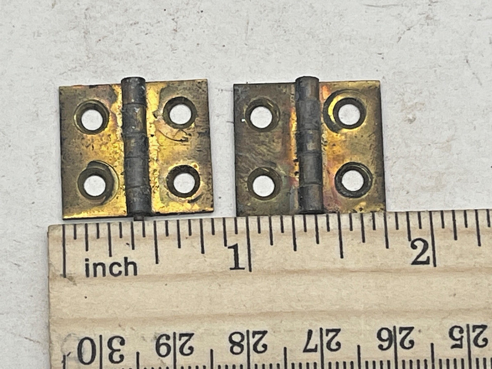 Door Latch & Hinges from a Seth Thomas Clock. (CM86-0569)