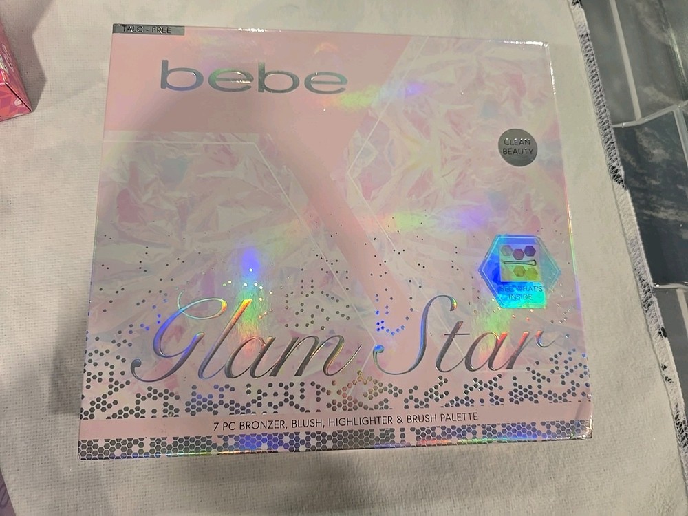 Bebe 4 Piece Glamor Package - Eyeshadow, Mascara, Blush/Highlighter...