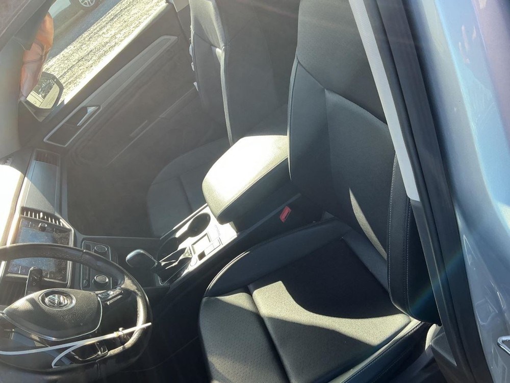 ATLAS 2018 Glove Box 4997094