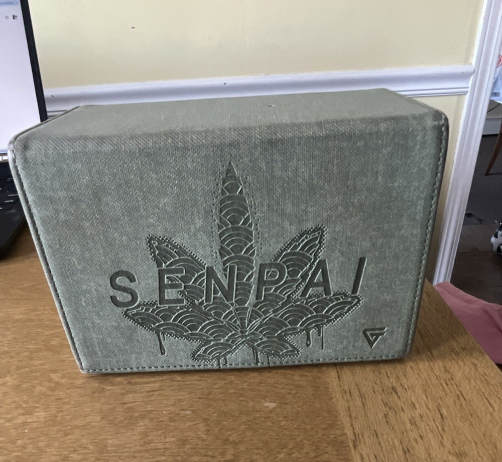 Senpai DeckBox