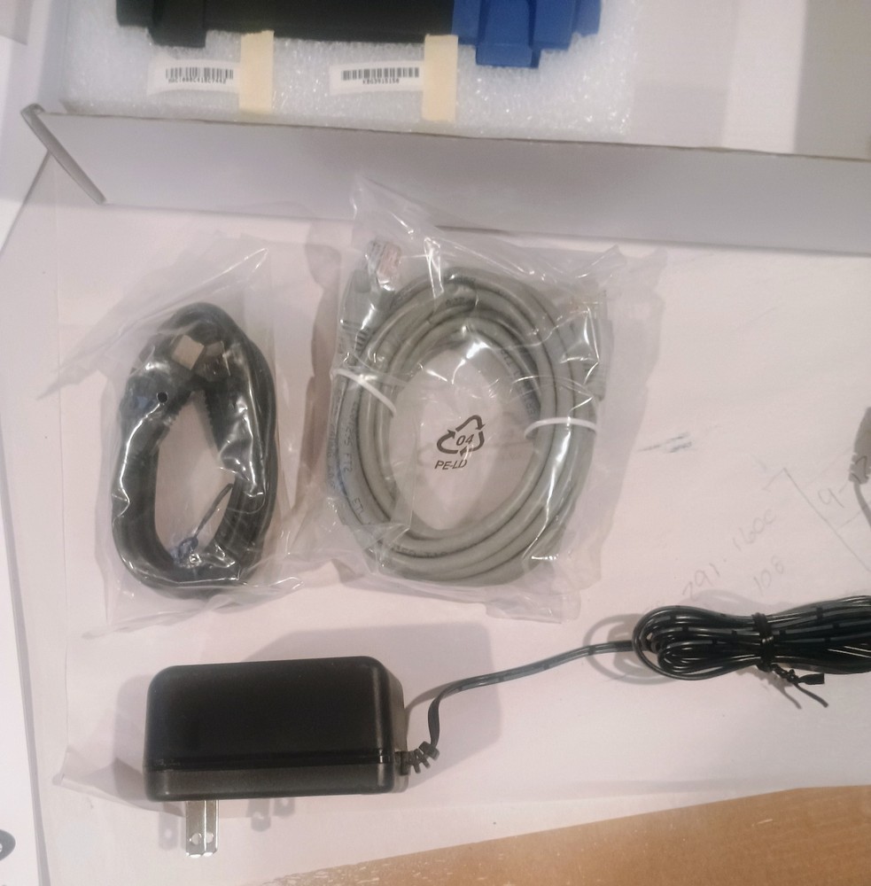 Linksys BEFCMU10 Ver. 2 EtherFast Cable Modem with USB & Ethernet Connection