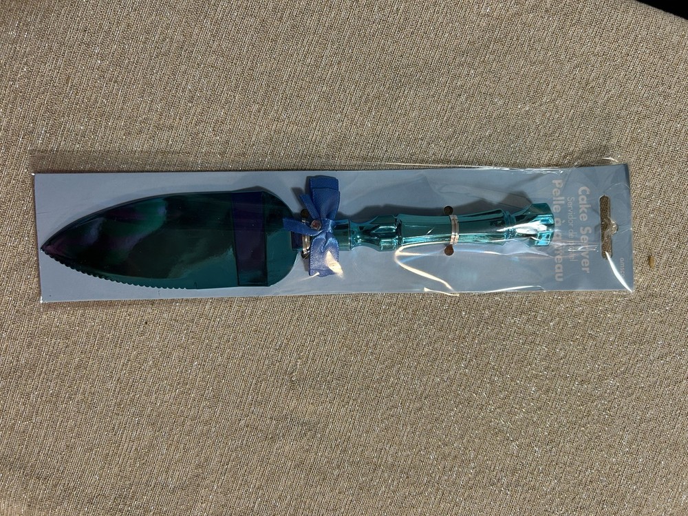 Cake Server Blue Plastic Knife