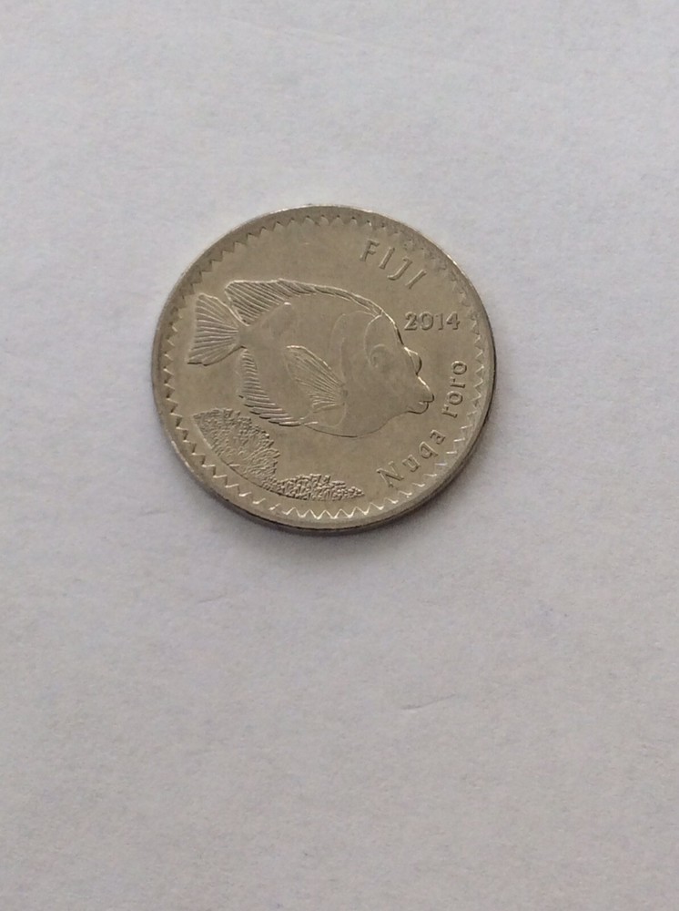 Fiji 5 cents 2014 as pictured. Free postage