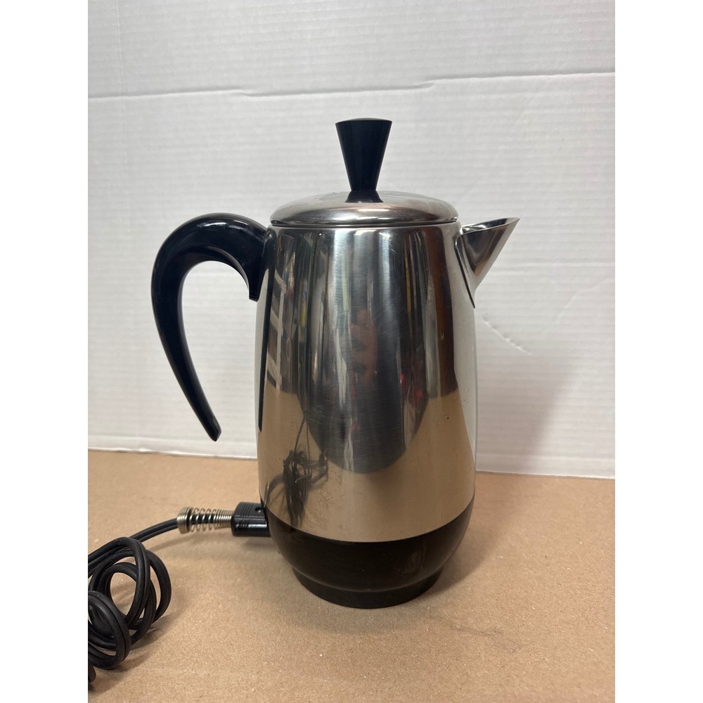 Farberware Superfast Fully Automatic Electric Percolator Coffee Maker Model 138B