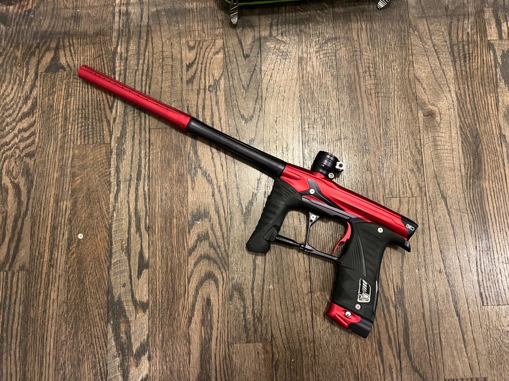PLanet Eclipse GEO 3 Paintball Marker With IV Core