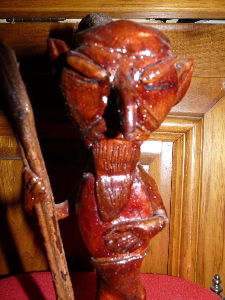PERU AMAZON MYTHOLOGICAL FOREST CREATURE CHULLACHAQUI CARVING
