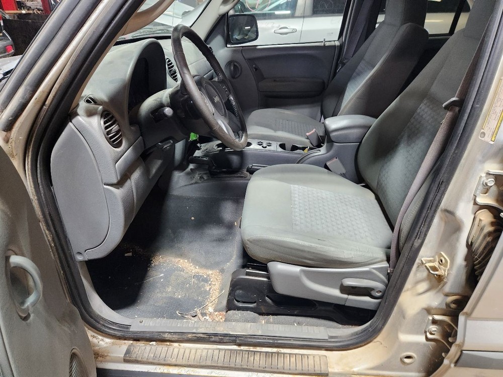 Engine ECM Computer 2.8L Engine Control Fits 2005 LIBERTY 1236981