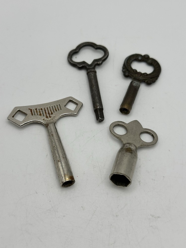 Collection Set Of 4 Auxiliary Tooled Keys
