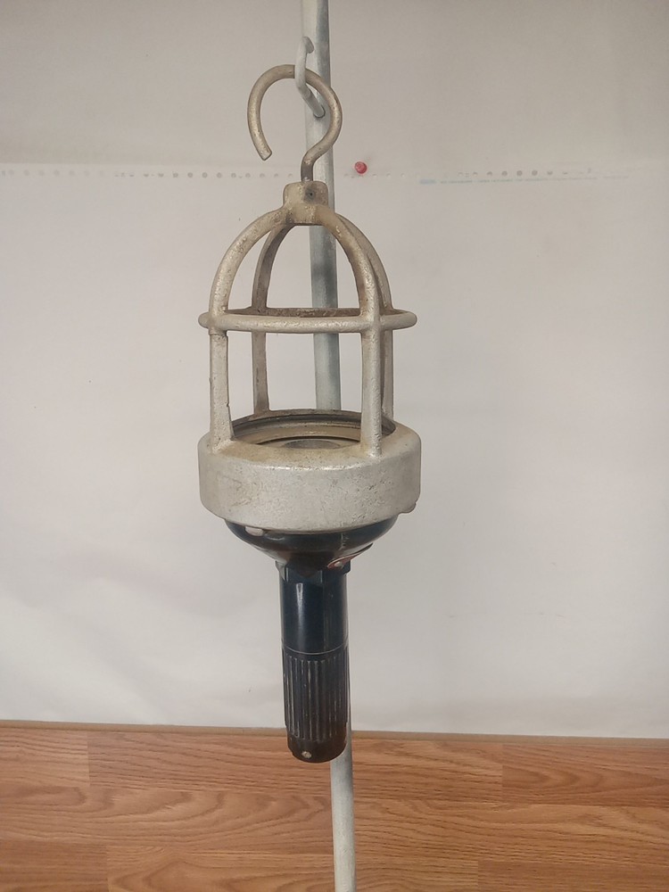 Crouse Hinds EVH106 Explosion Proof Hand Light Model 70