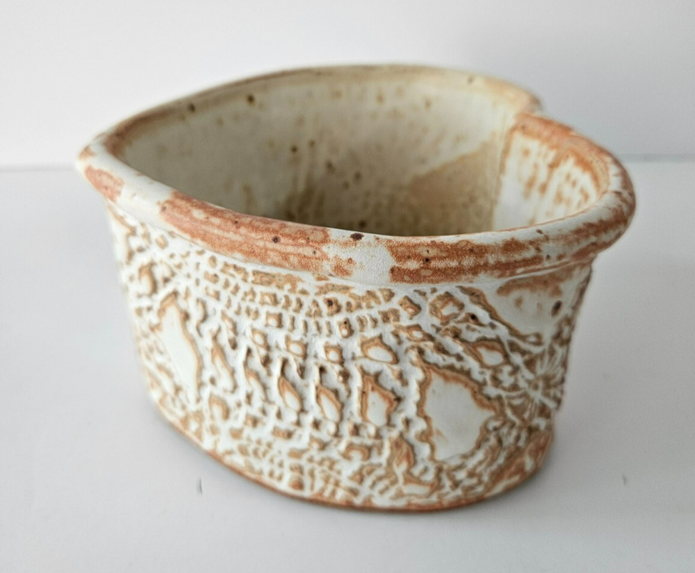 Barbara Bukowitz Heart Shaped Embossed Ceramic Potpourri Bowl Signed