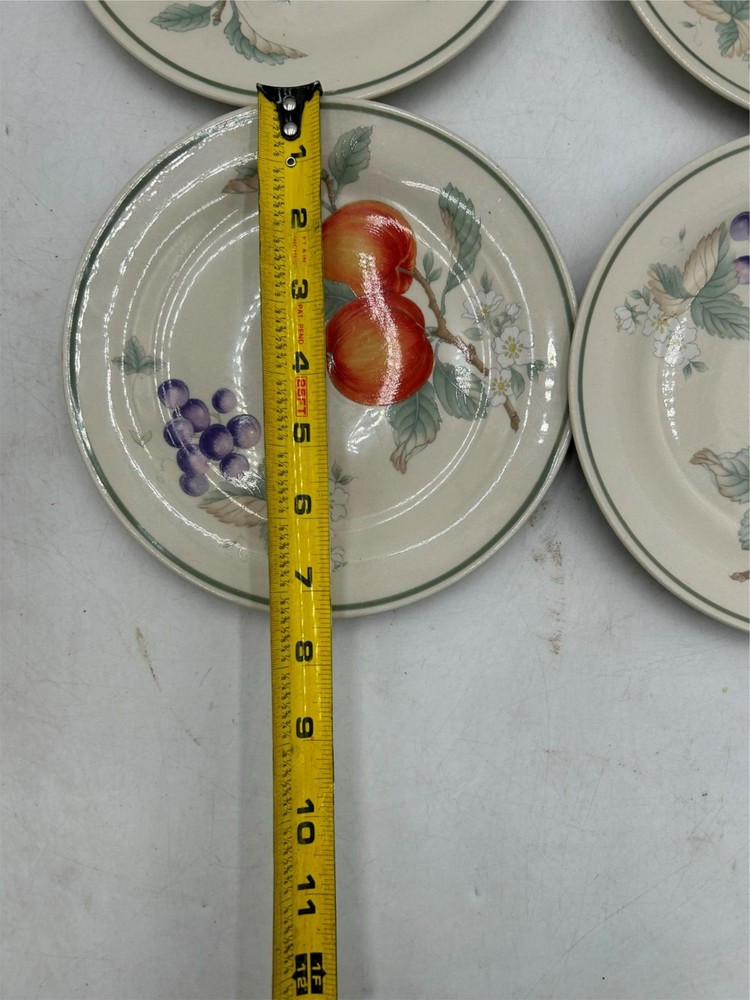 4) LYNN'S SALAD PLATES ORCHARD