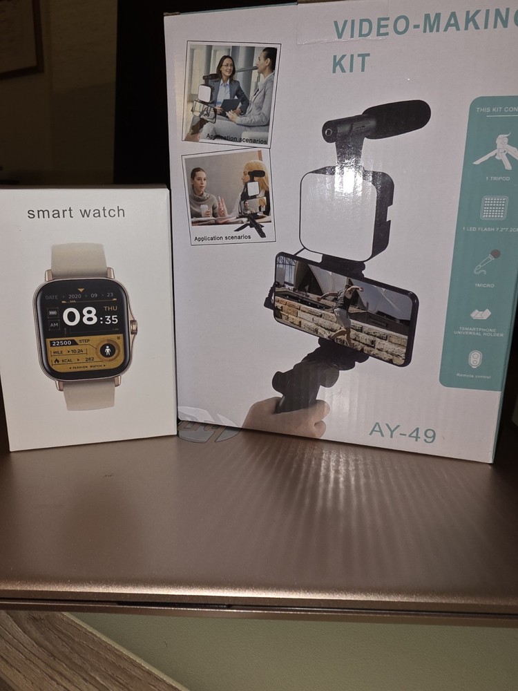 AY-49 Video-Making Kit for Smartphone with Tripod, Microphone & Light