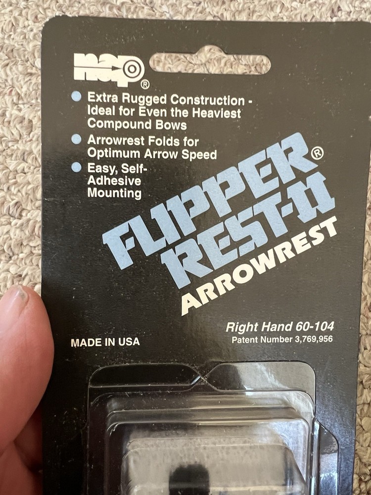 NAP Flipper Arrow Rest Right Hand Black