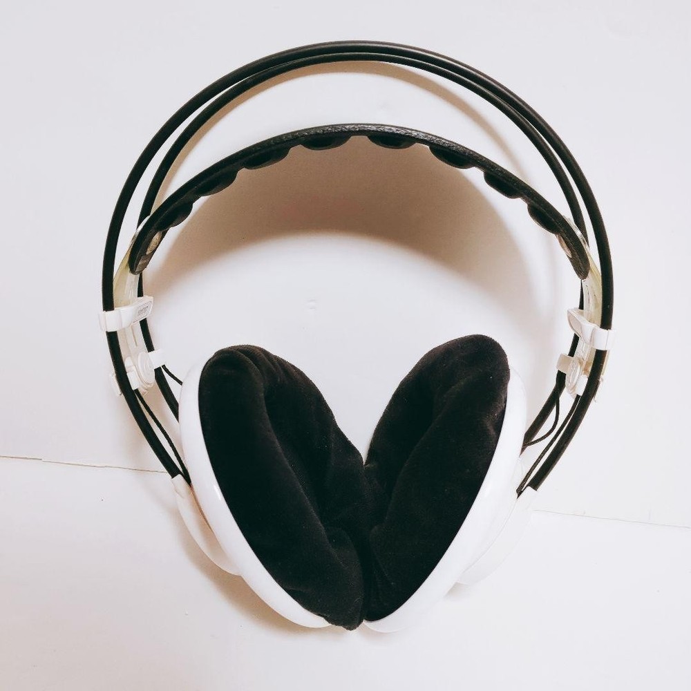 AKG Q701 White Reference Class Headphones