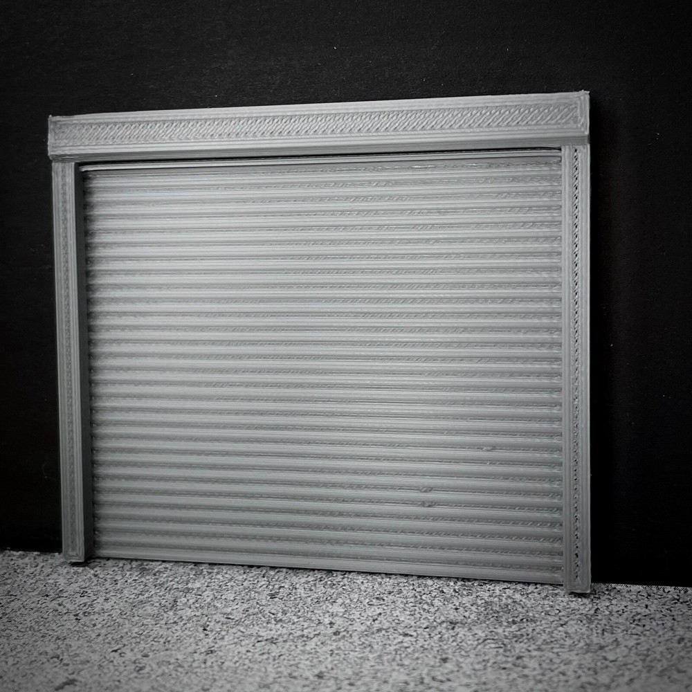 1:43 Scale Model Diorama Garage Workshop Door Gate