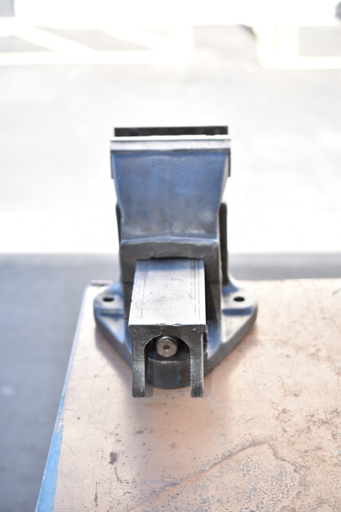 Paramo No 6 Hi-Duty Bench Vise made in England