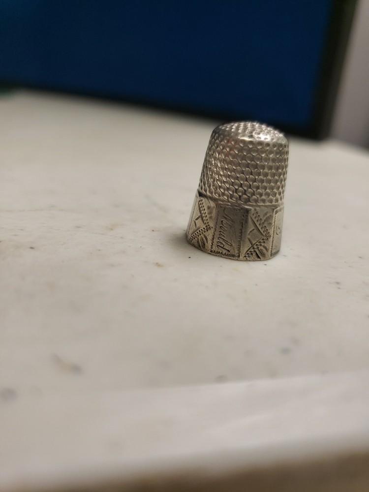 Vintage Engraved Sterling Silver Thimble Size 5