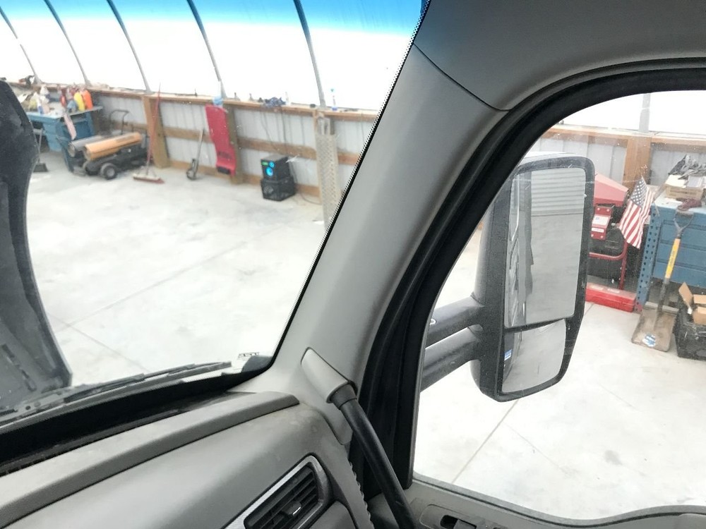 Kenworth T680 Cab Interior Part INTERIOR A PILLAR COVER