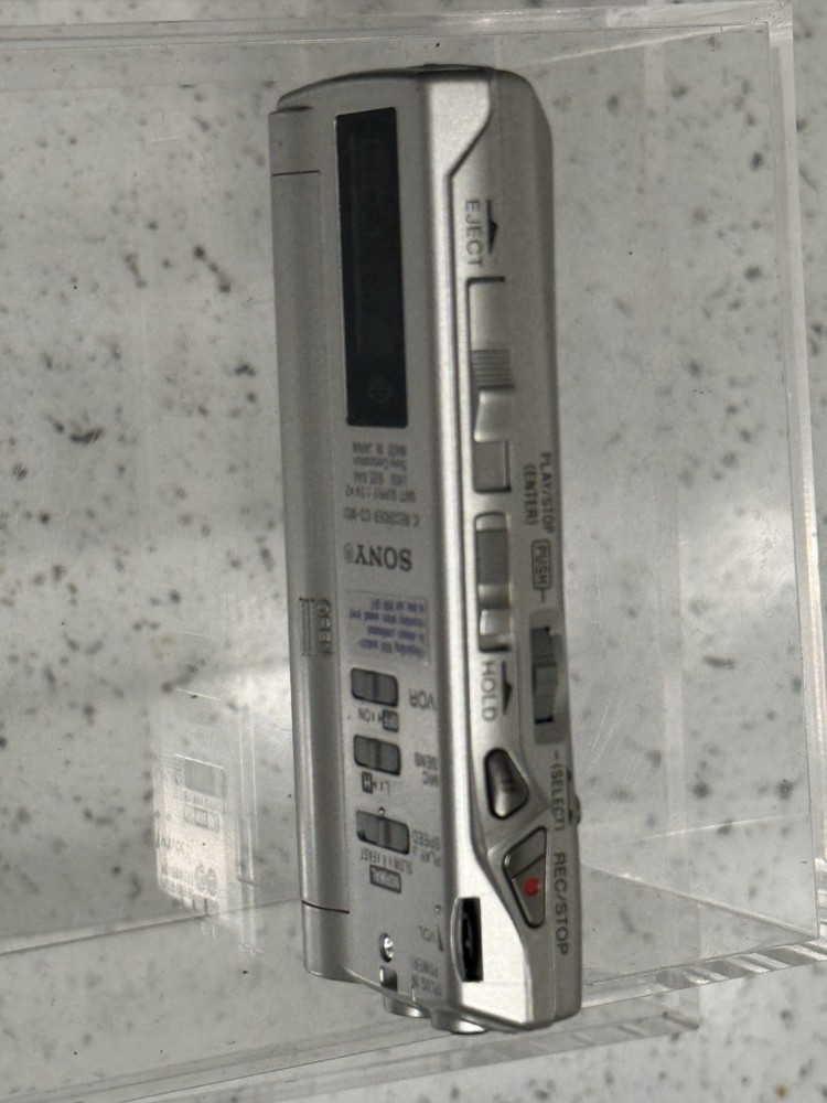 Sony ICD-MS1 Handheld Digital Voice Recorder w/ Case - Working & Great Condition