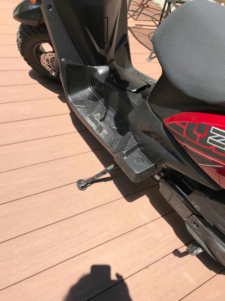 Zuma  50 "Quickstand" kickstand yamaha 50