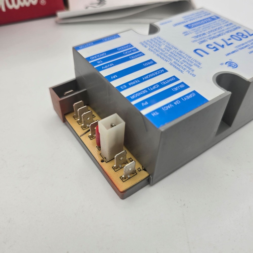 Robertshaw 780-715 U Spark Ignition Control Non-Lockout Flame Rectification