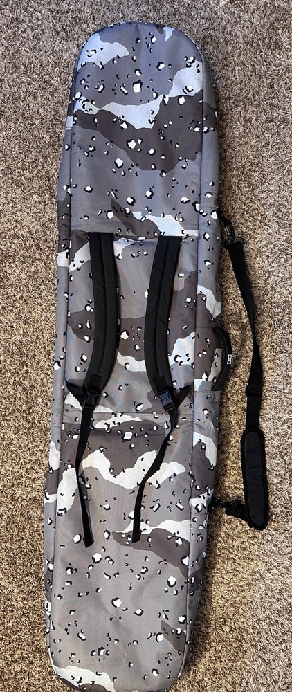 DC Snowboard Travel bag