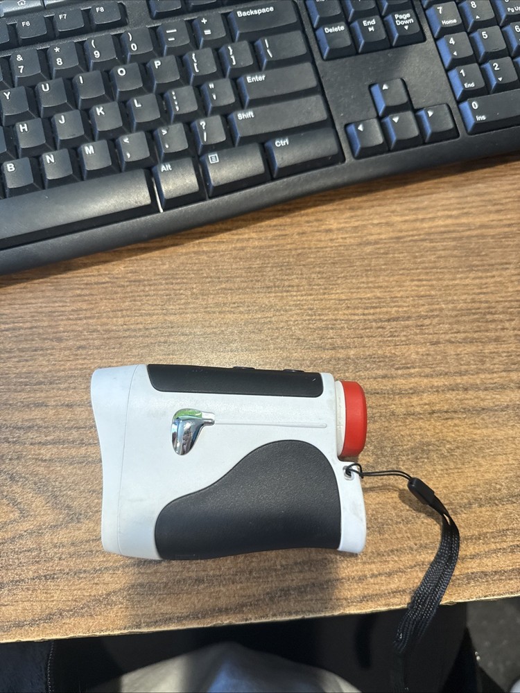 AquilaPro Golf Rangefinder