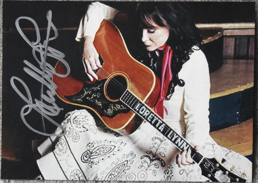 Loretta Lynn Hand Signed Postcard 7"X5"