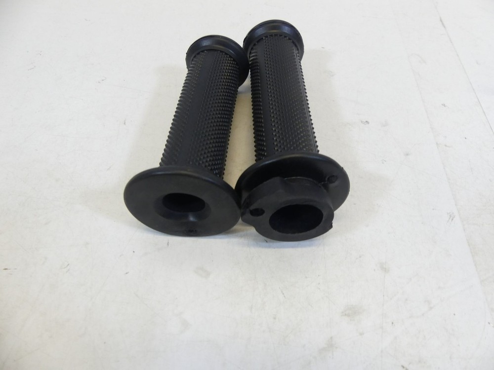 KTM grips throttle handlebar grip M02200