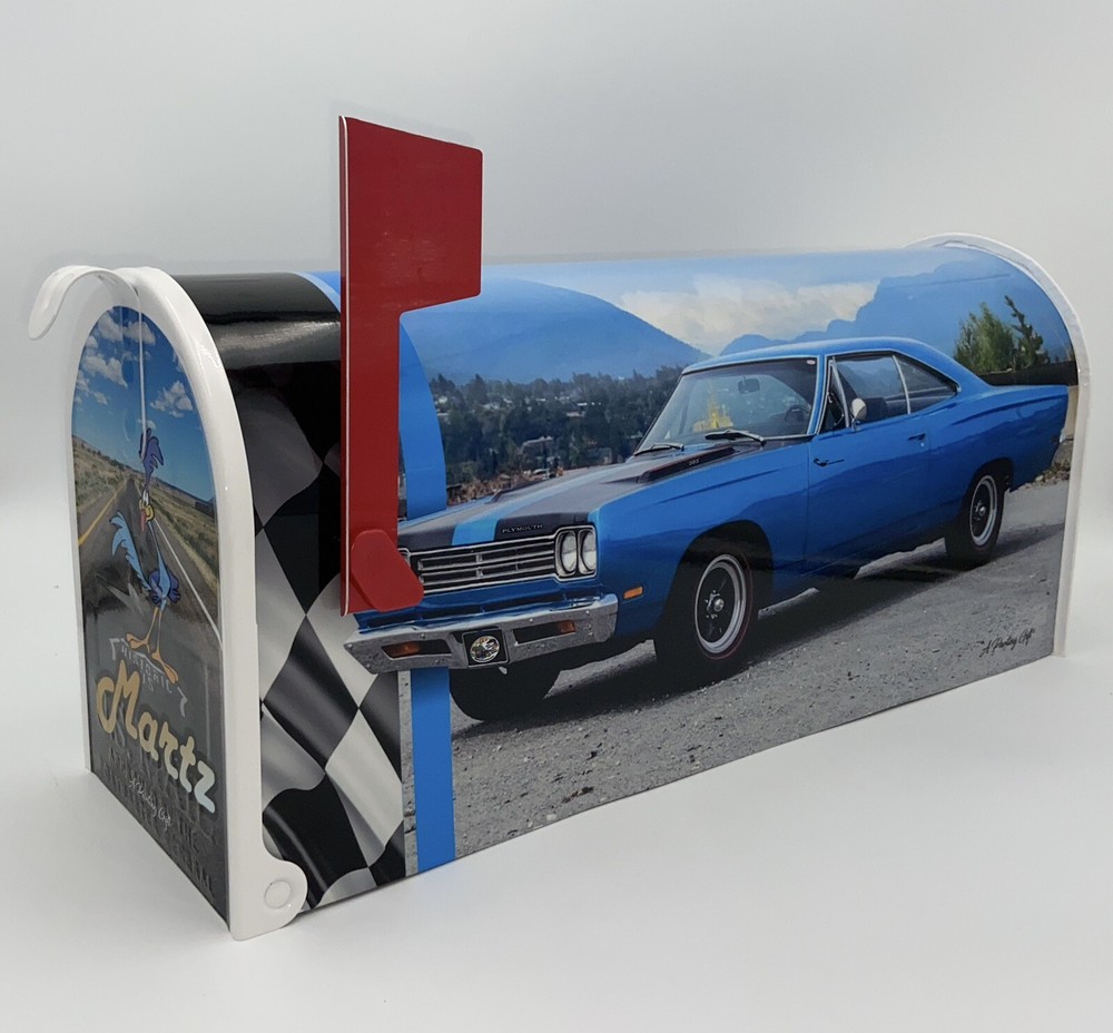 Roadrunner Custom Mailbox, Gift for dad, Personalized gift for Mom,