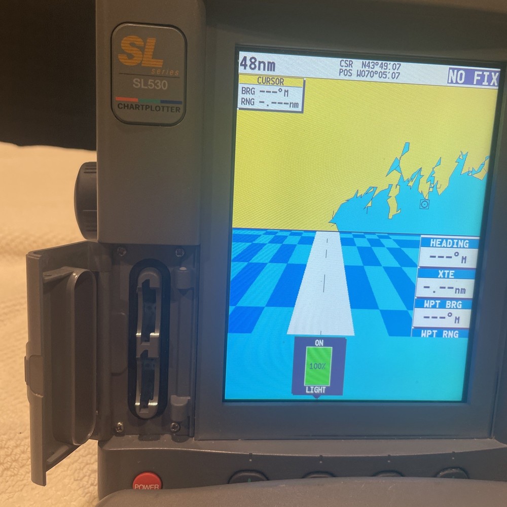RAYMARINE Chartplotter SL530 Series Raychart DISPLAY E32047 Cable and Suncover