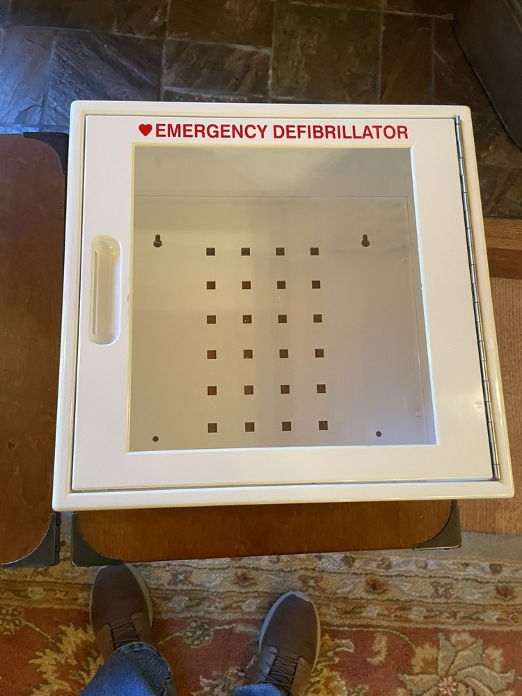 AED Defibrillator Wall Mounted Storage Cabinet Box